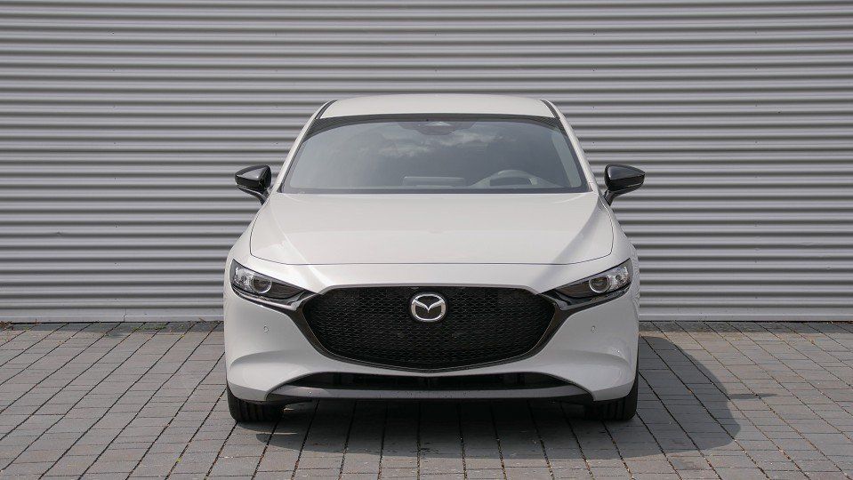 Mazda 3 2025 e-SKYACTIV G 140PS Homura imagem 2
