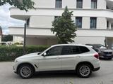 BMW X3 xDrive30i ADVANTAGE AT *Display Key*4x SHZ* - BMW X3 Gebrauchtwagen in München