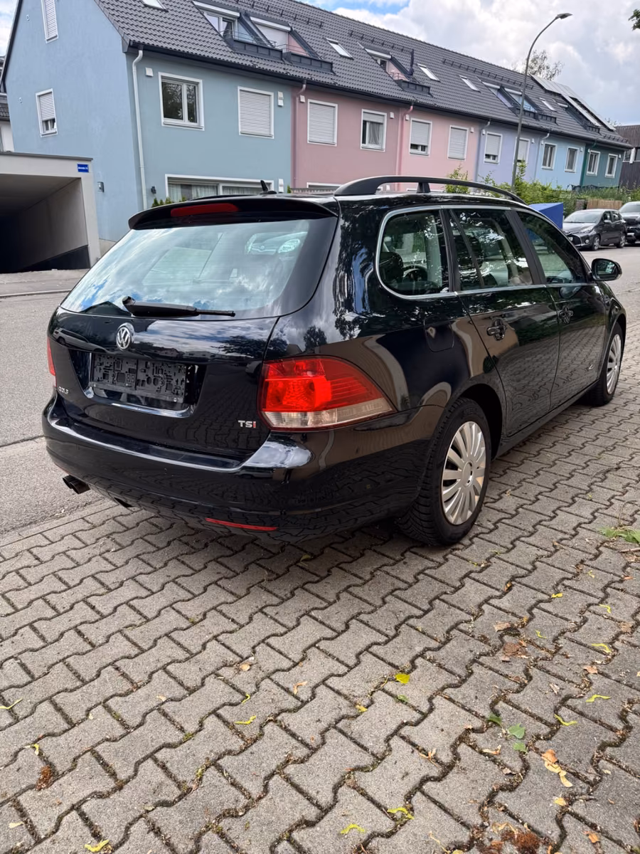 Volkswagen Golf 2013 — двигун 1.395 cm³, 122 HP (90kW)