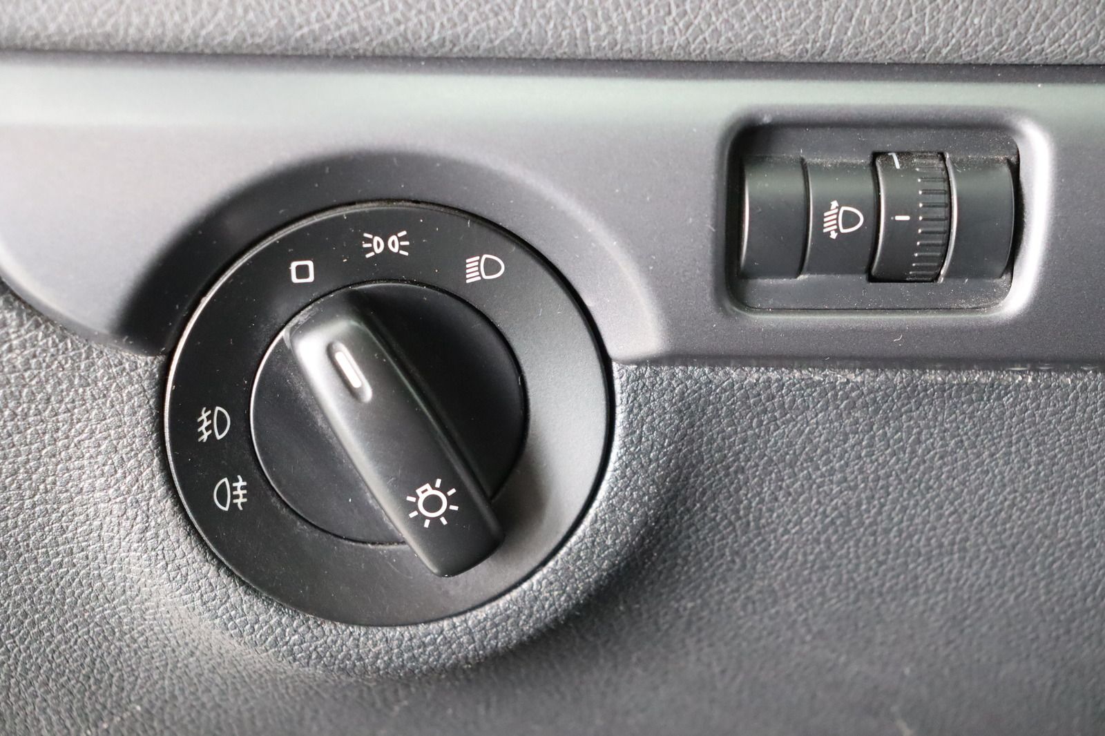 Fahrzeugabbildung SKODA Yeti 2.0 TDI 4x4 * Klima * Anhängerk.