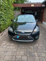 Ford Focus CC 2,0 Black Magic Black Magic - Ford Focus: Black Magic