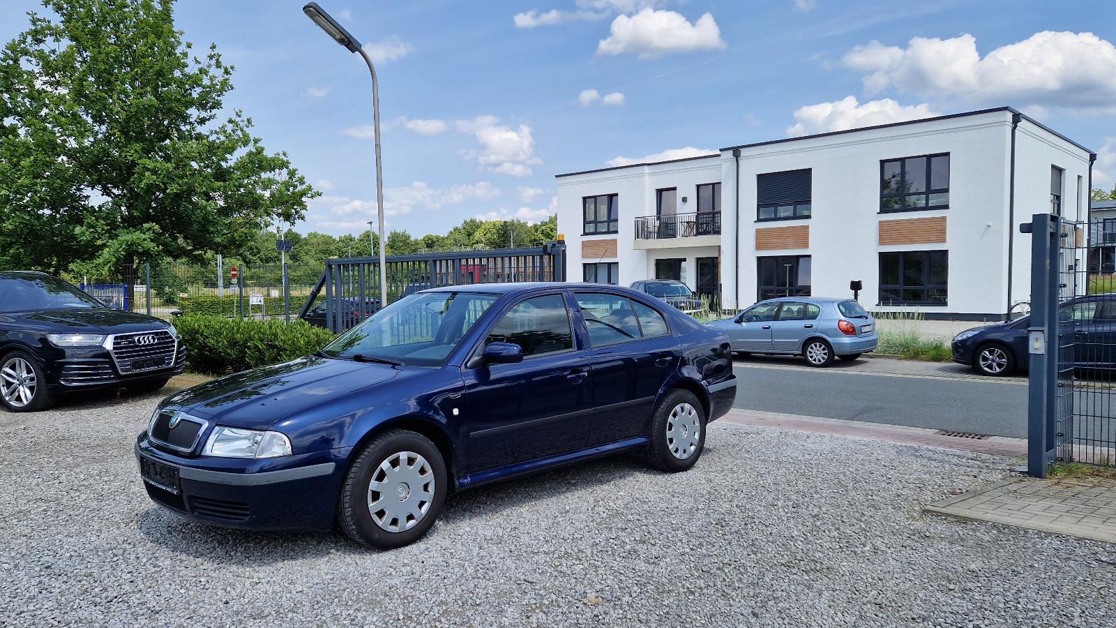 Skoda Octavia 1.6 Ambiente -KLIMA*TÜV -
