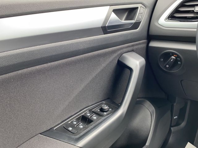 T-Roc Life 1.5 TSI DSG LED GJR PDC Sitzheizung N