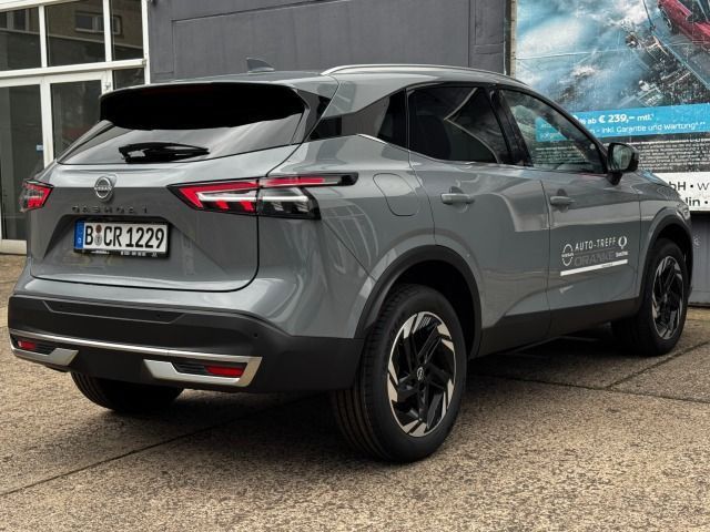 Fahrzeugabbildung Nissan Qashqai 1.3 DIG-T 6MT N-Connecta WP*KP*AFA*MJ25