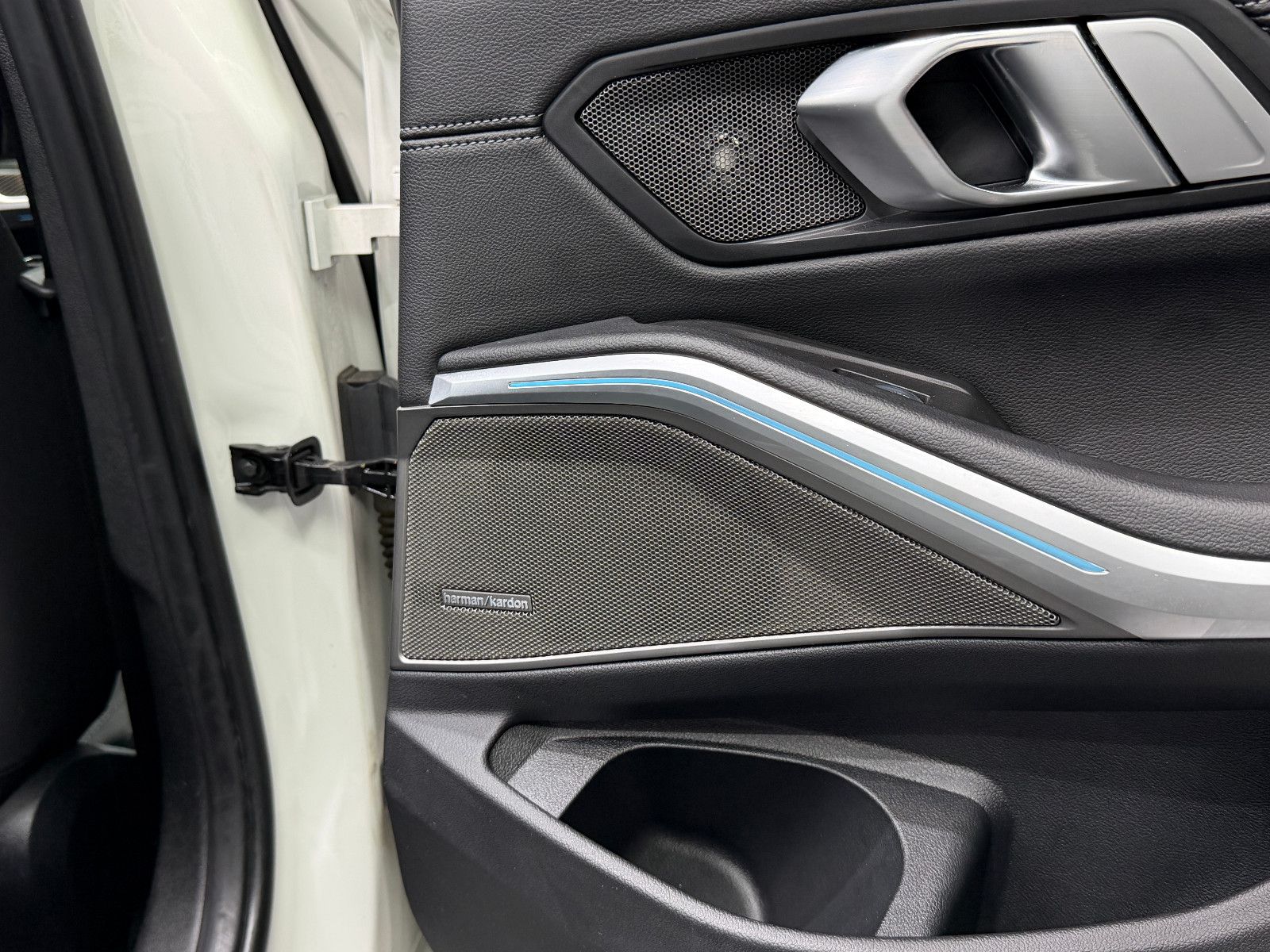 Fahrzeugabbildung BMW M340i xDrive Touring LCI |H/K|360°|PANO|HuD