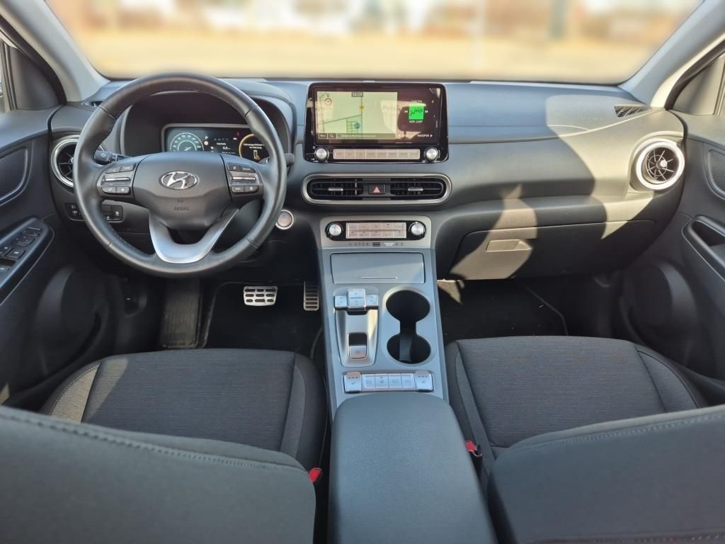 Erstes Annaberger Autohaus -  Hyundai KONA Elektro, Navi, LED Scheinwerfer,  Rückfahrk - Bild 11 Erstes Annaberger Autohaus -  Hyundai KONA Elektro, Navi, LED Scheinwerfer,  Rückfahrk - Bild 11