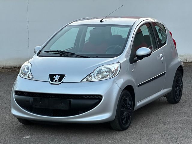 Peugeot 107 Urban Move *Klima*1 Hand*