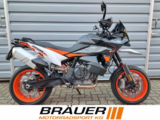 KTM 890 SMT 2024 Tech Pack