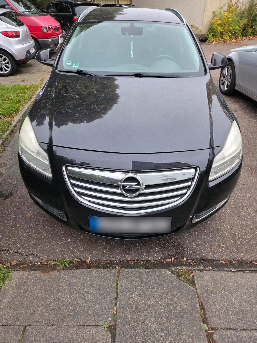 Opel Insignia 2009 — interior