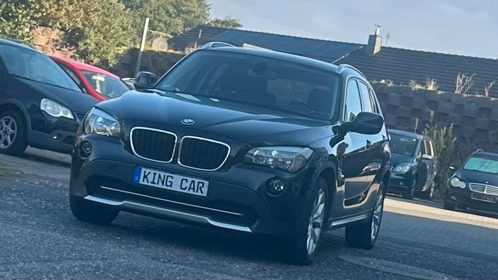 BMW X1 sDrive 18 d*AUTOMATIK*NAVIGATION*TEMPO*X LINE