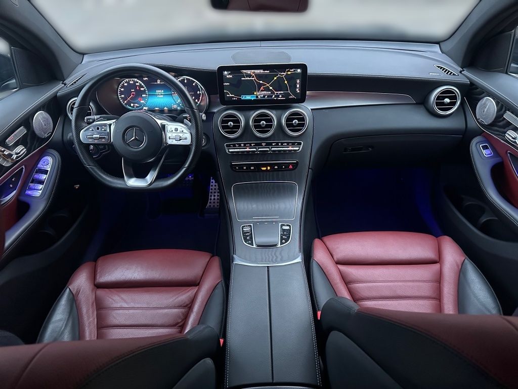 Fahrzeugabbildung Mercedes-Benz GLC 400 d 4M Coupé AMG AHK SDHZ Airmatic 360°