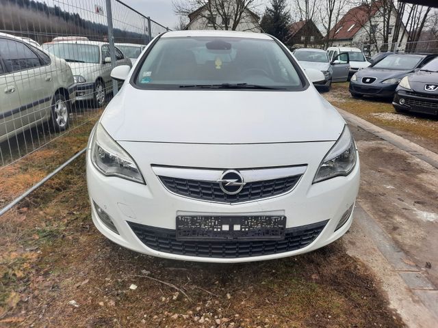 Opel Astra 1.4 Edition 103kW S/S