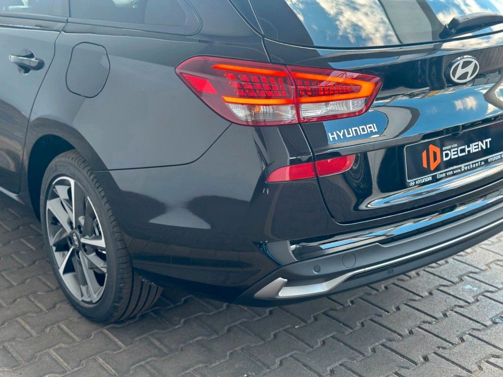 Fahrzeugabbildung Hyundai i30 Advantage 1.0 T-GDI 100PS Navi/SHZ/Kamera