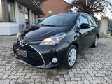 Toyota Yaris 1.0 5 porte Lounge - Toyota Yaris Lounge mit Benzin-Antrieb