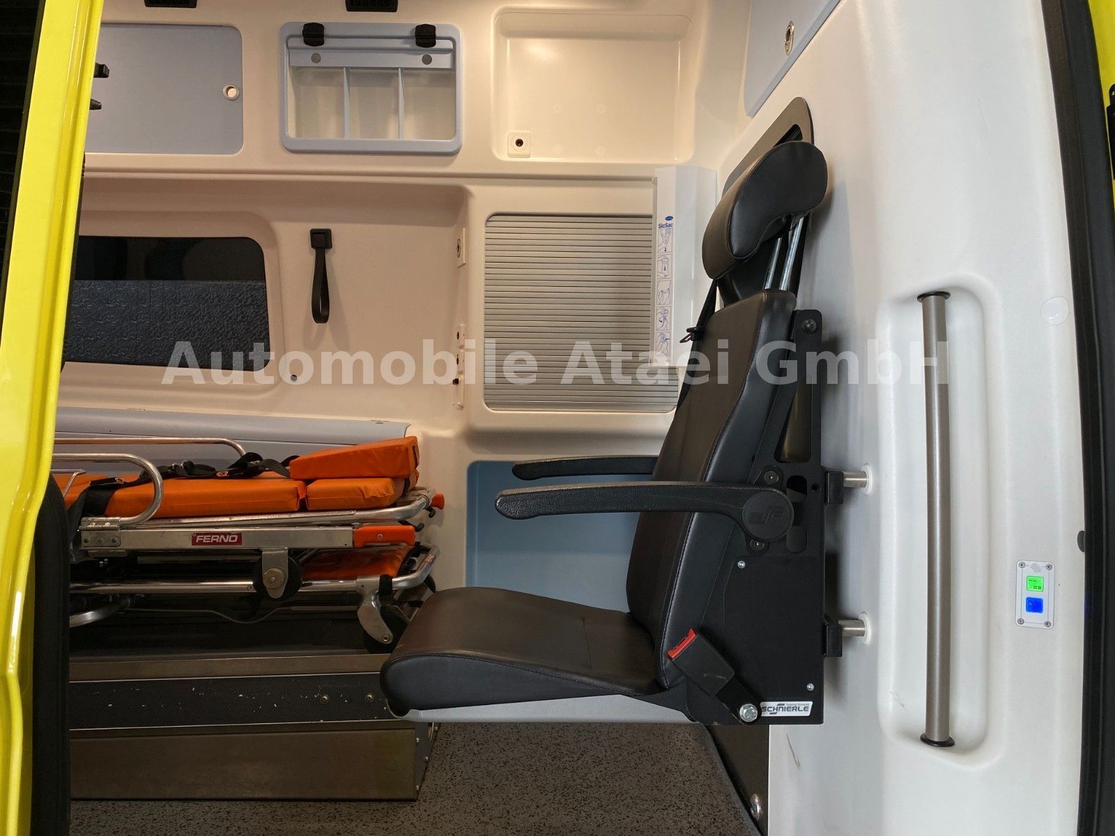 Fahrzeugabbildung Ford Transit Custom *Motorschaden* RTW/ KTW (3312)