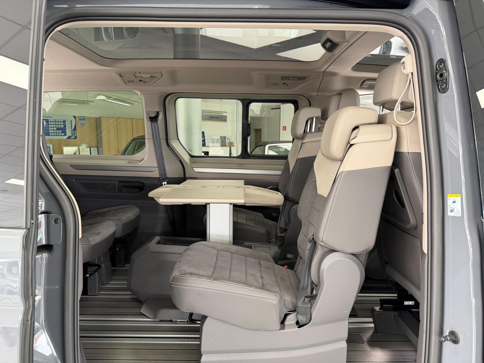 Volkswagen T7 Multivan 2.0 TDI lang Edition*Pano*AHK*7-Sitz