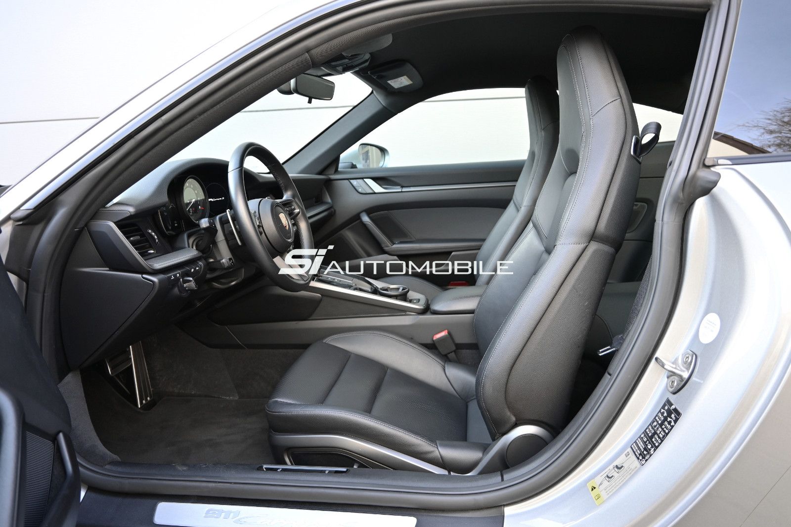 Fahrzeugabbildung Porsche 911 992 Carrera S Coupé °SPORT DESIGN°SP.ABGAS°