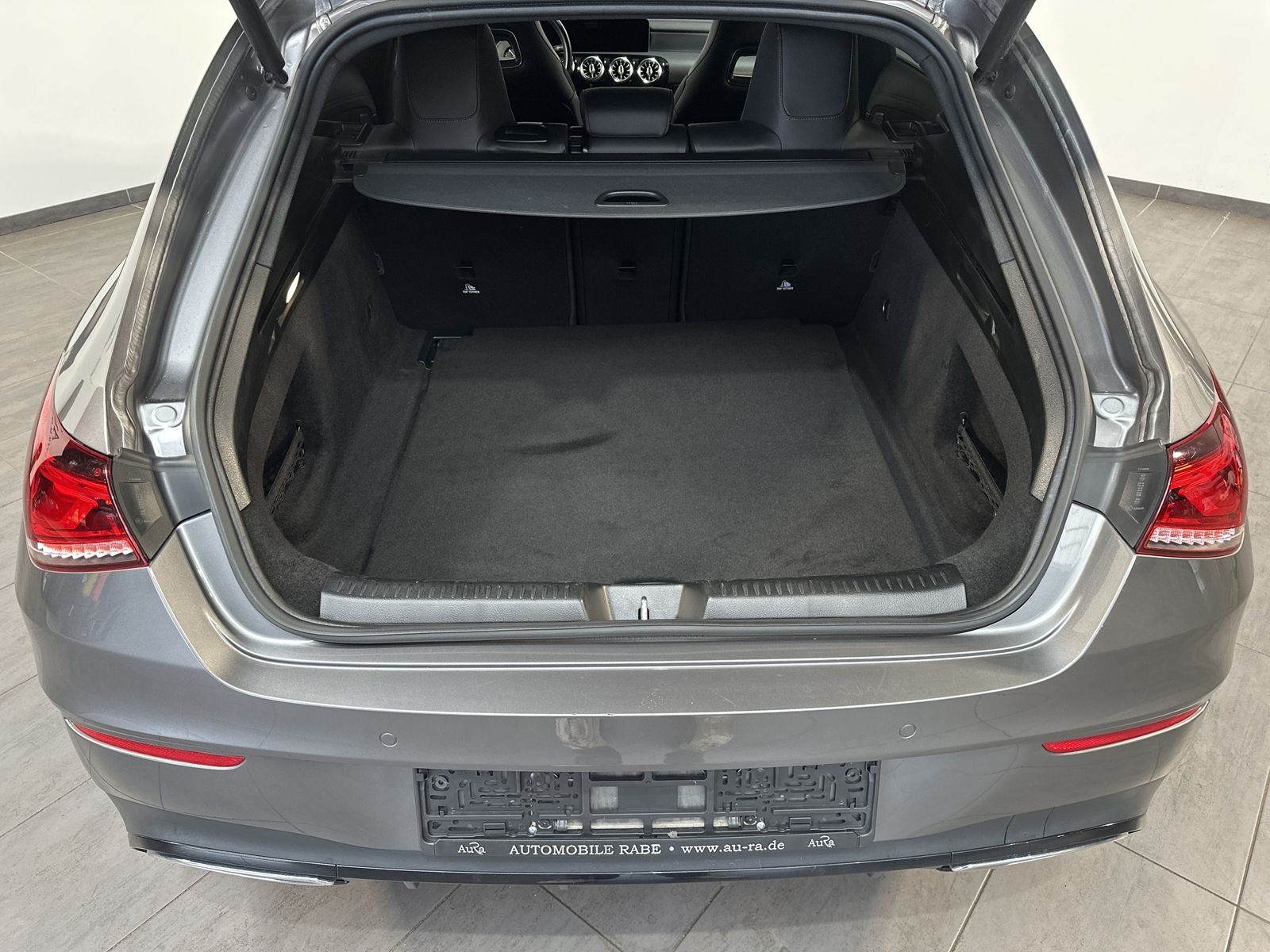 Fahrzeugabbildung Mercedes-Benz CLA 220d Shooting Brake 4Matic AMG-Line NAV+LED