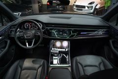 AUDI Q7 55 TFSI PANO*AHK*MATRIX*360*NAVI*ASSIST* AUDI Q7 55 TFSI PANO*AHK*MATRIX*360*NAVI*ASSIST*