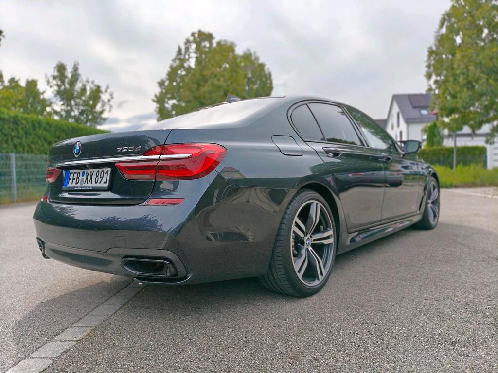 BMW 730