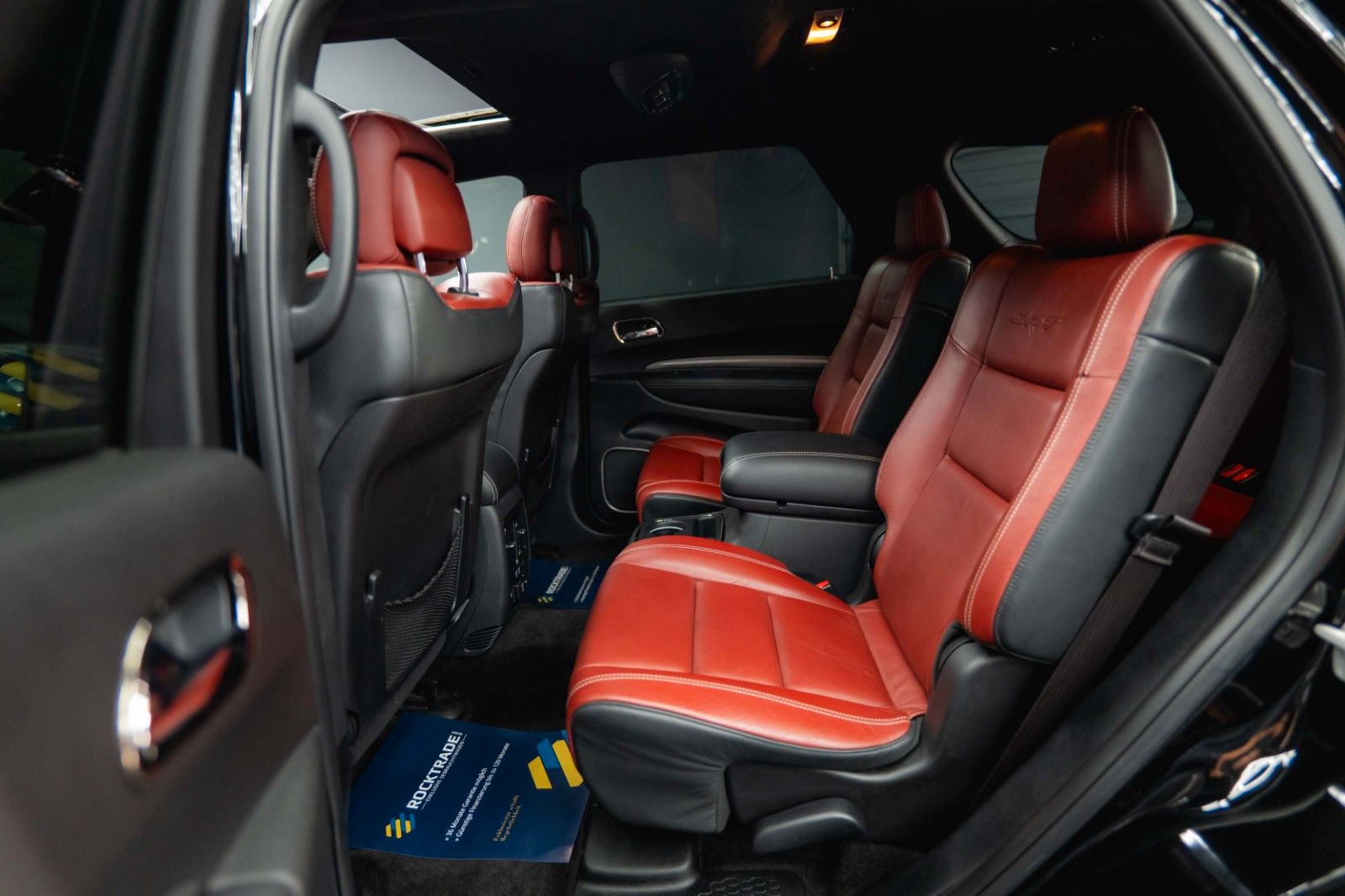 Fahrzeugabbildung Dodge Durango 6.4 V8 SRT Performance 4x4 Night-Paket