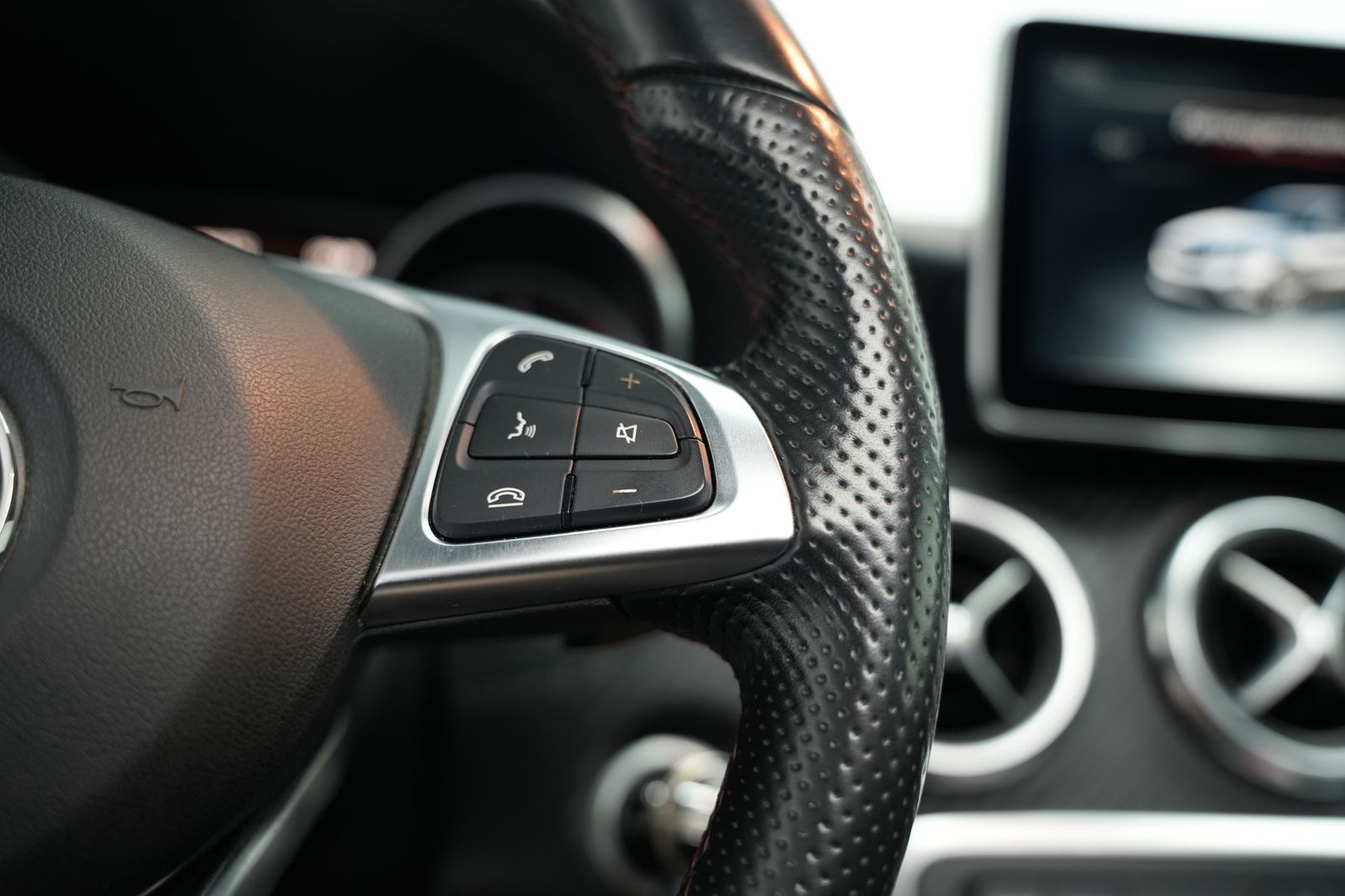 Fahrzeugabbildung Mercedes-Benz A A 220 CDI *AMG-Paket*Automatik*Panorama*SHZ*