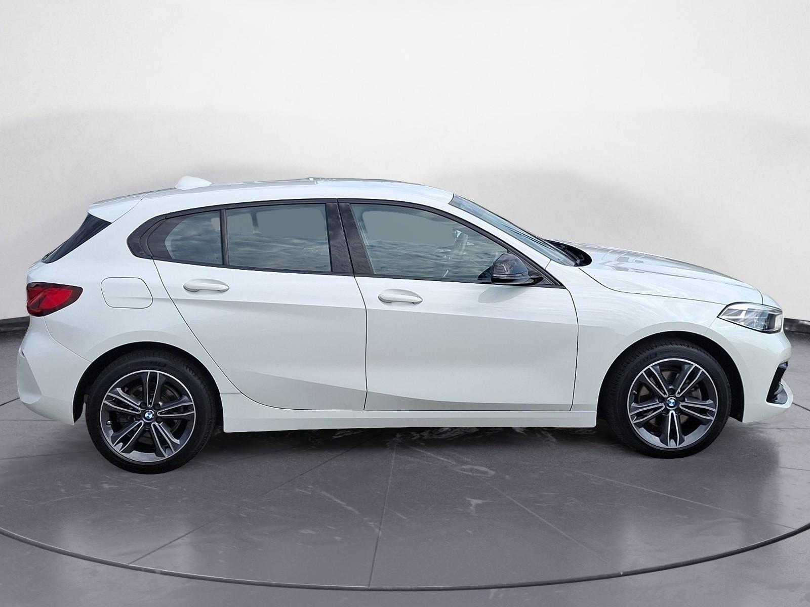 BMW 118i Sport Line Klimaaut. Sportsitze PDC