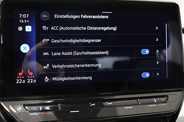 ID.3 Pro 150kW Wärmepumpe ACC Winterräder LED NA