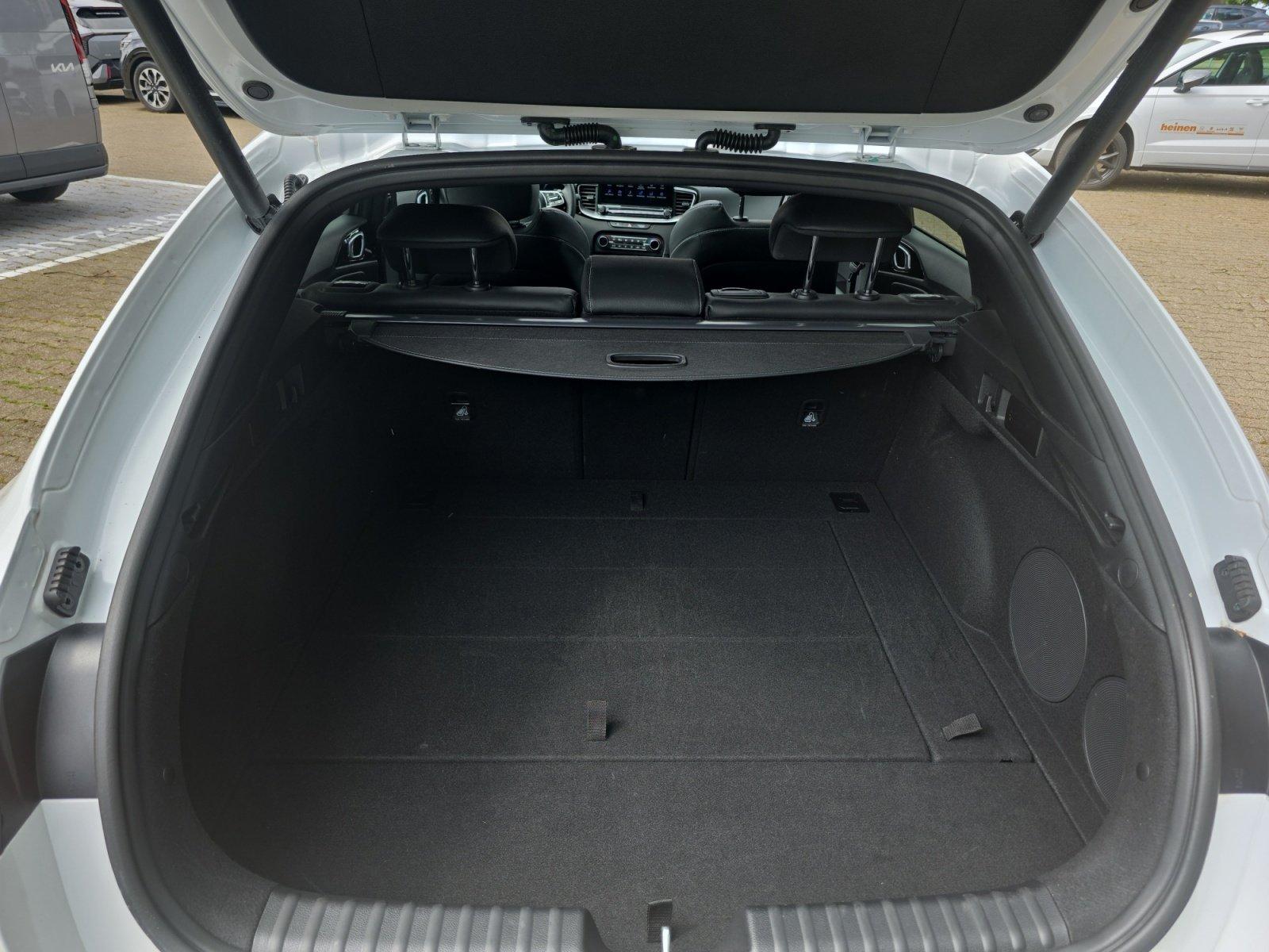 Kia Procee'd 1.5 T-GDI DCT GT-Line NAVI LED ACC