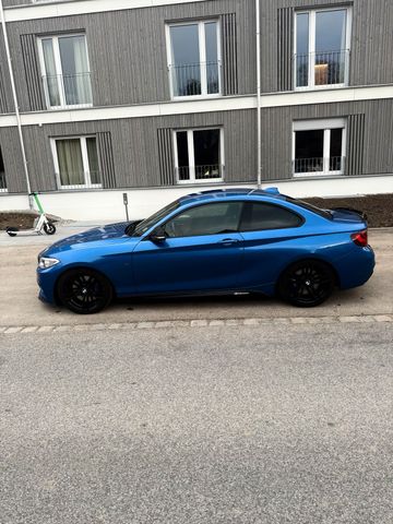 BMW BMW M235ix