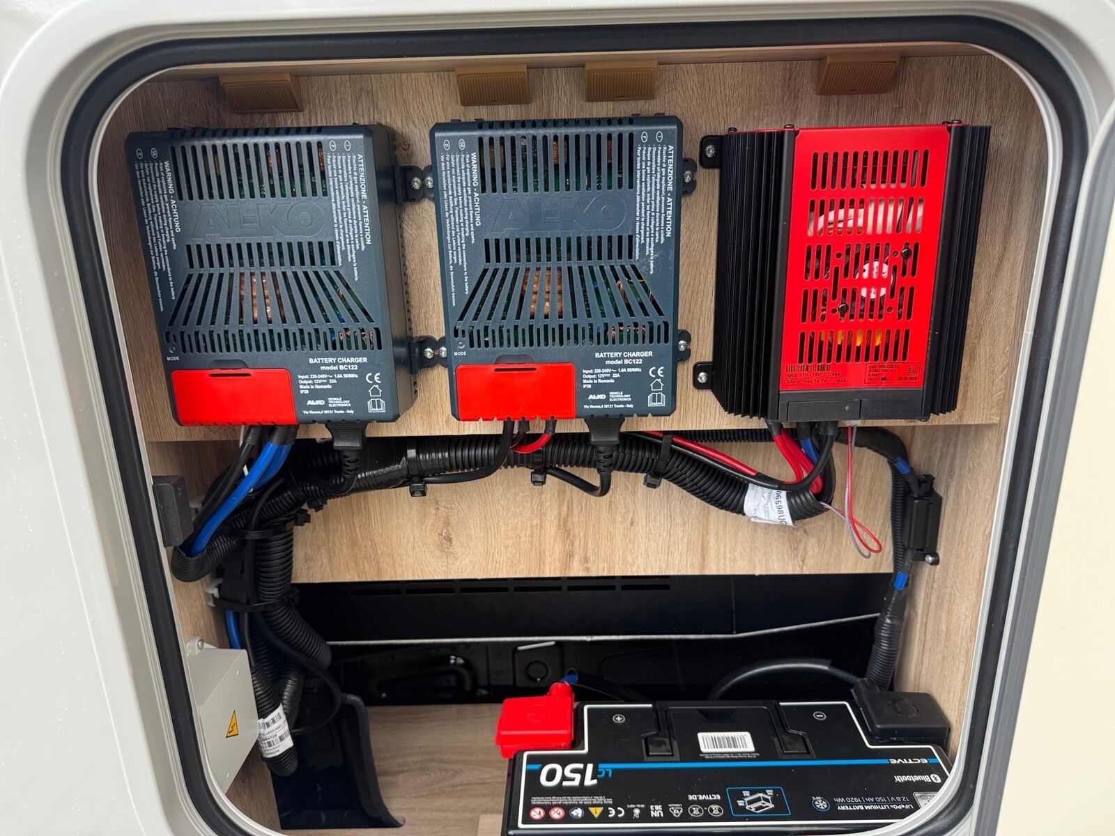Fahrzeugabbildung Eura Mobil Integra Line GT IL 726 EF Mondial+, Mark. ,170PS