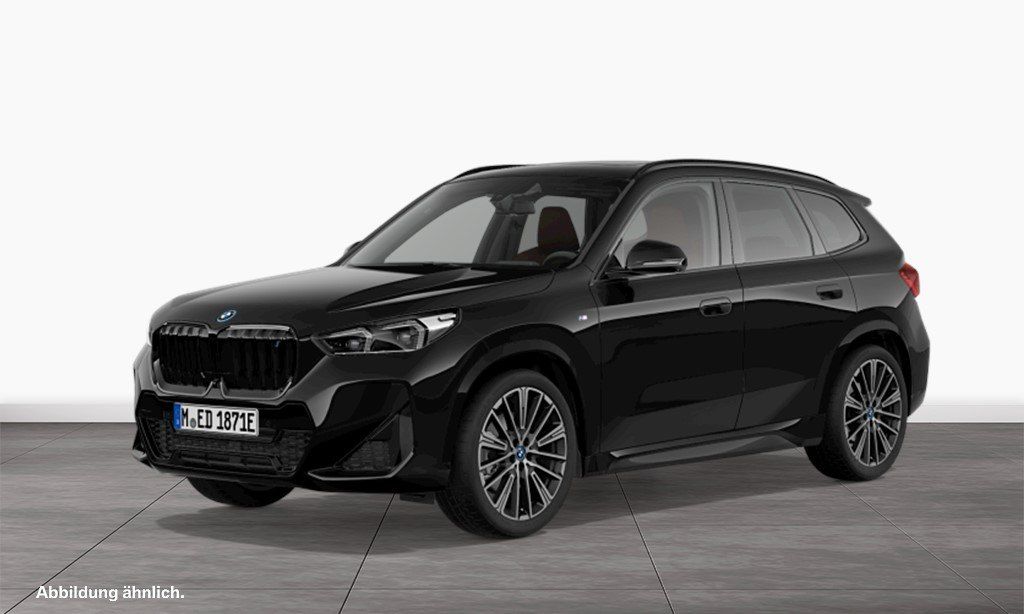 Image of BMW iX1