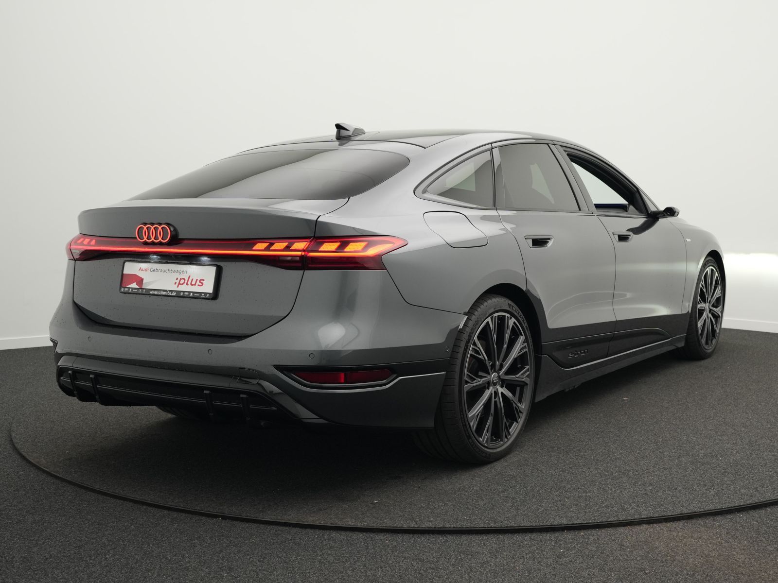 Audi A6 Sportback e-tron 2x S line *AHK*PANO*21''* imagem 3