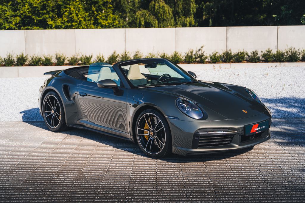 Porsche 992
