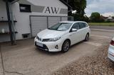 Toyota Auris Touring Sports Hybrid Executive|Leder|NAV| - Toyota Auris mit Hybrid-Antrieb: Executive
