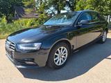 Audi A4 Avant Attraction 2.0TDI*Xenon*Tüv 04.2028* - Audi A4 aus 2012: TDI