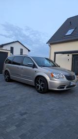 Chrysler Grand Voyager 20" LPG AHK Brembo TÜV/Service NEU - Chrysler Grand Voyager mit Benzin-Antrieb