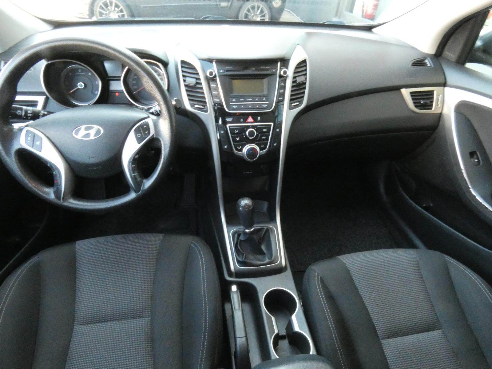 Hyundai i30 2014 — photo 8