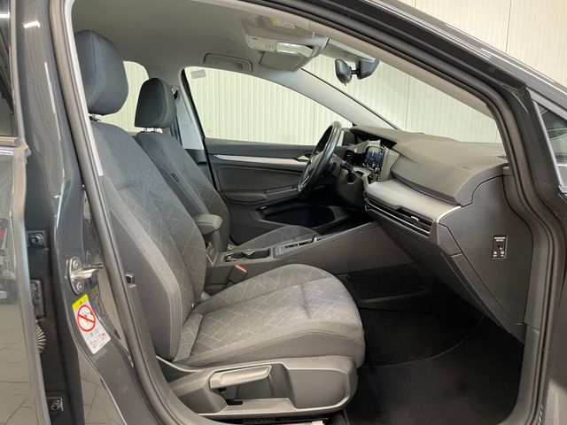 Golf VIII Variant Life 2.0 TDI DSG SHZ LED APP