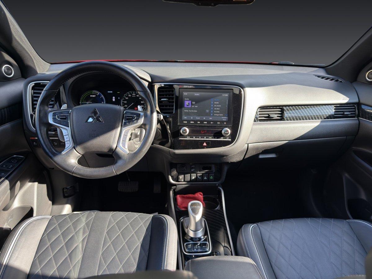 Mitsubishi Outlander 2.4 PHEV  Top 4WD