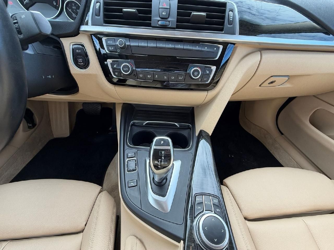 Fahrzeugabbildung BMW 4 Gran Coupe 435 d xDrive Luxury Line