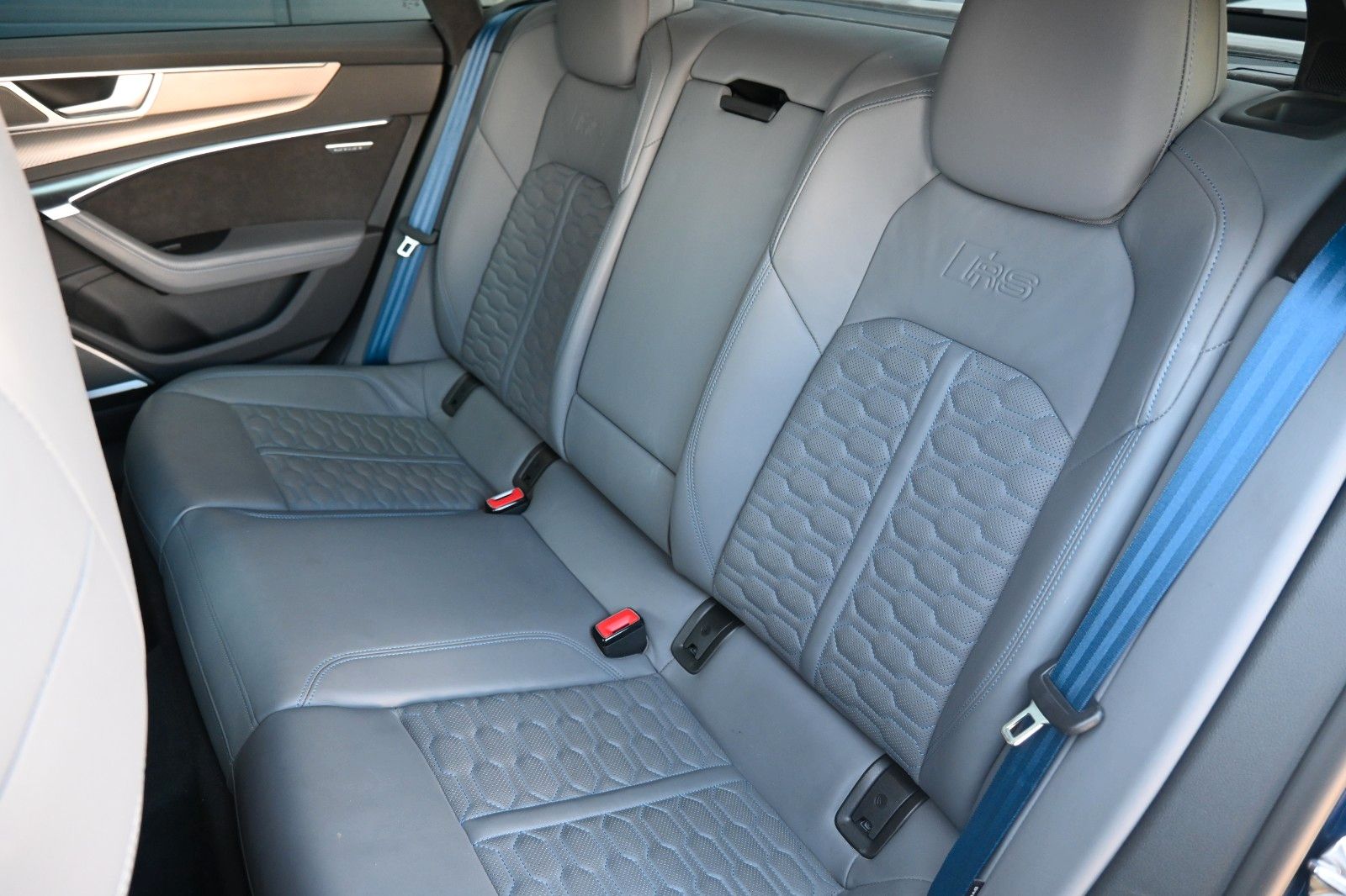 Fahrzeugabbildung Audi RS7 4.0 TFSI*B&O*360°*AMBIENTE*Garantie*Mietkauf