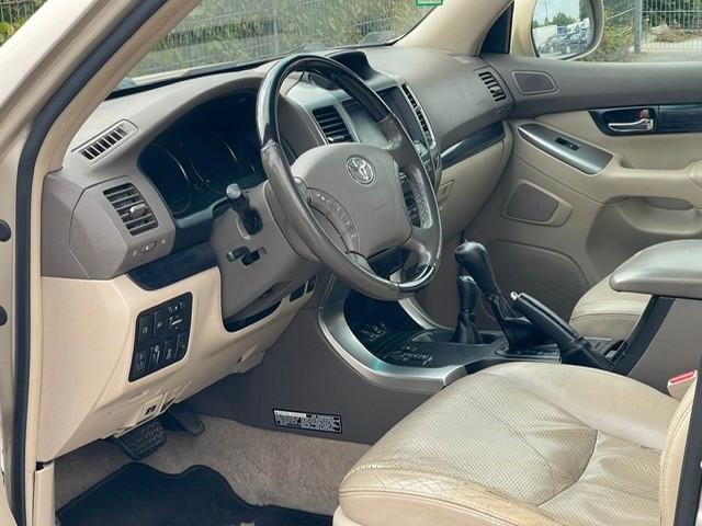TOYOTA LAND CRUISER PRADO 3.0 EXECUTIVE 173CH  8 PLACES