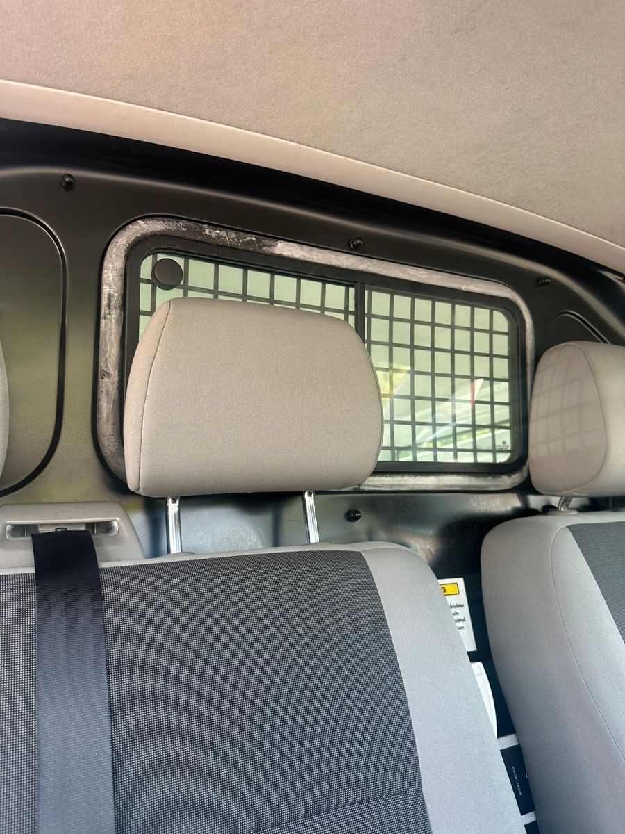 Fahrzeugabbildung Volkswagen T5 Transp. Kasten-Kombi 4Motion nur f Ex-/Import