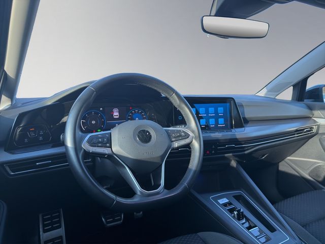 Golf VIII Active 2.0 TDI DSG SHZ NAVI ACC LED