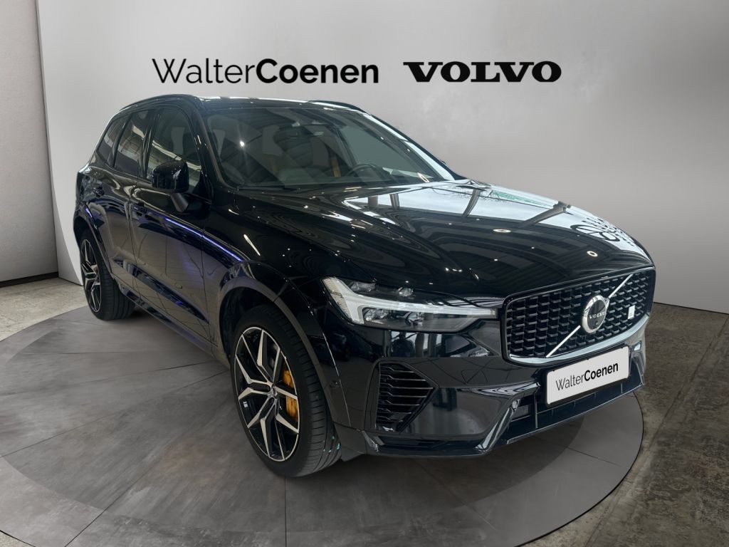 VOLVO XC60 T8 AWD Recharge Polestar Engineered VOLVO XC60 T8 AWD Recharge Polestar Engineered
