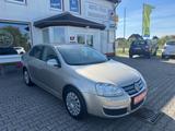Volkswagen Jetta 1.6 Comfortline 2 Hand AHK HU&AU Neu - Volkswagen Jetta: 1.6