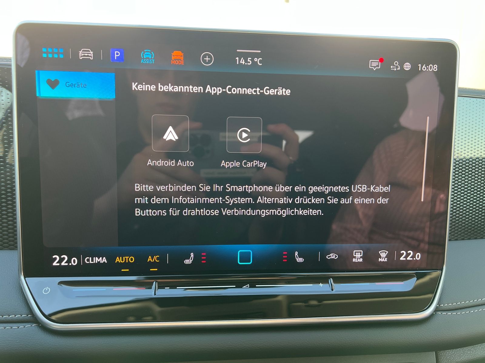 Fahrzeugabbildung Volkswagen Tiguan LIFE 1.5 eTSI DSG *AHK, LED Plus, Kamera,