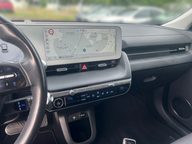 Fahrzeugabbildung Hyundai IONIQ 5 Uniq Elektro 4WD 58 kWh HUD Navi Digital
