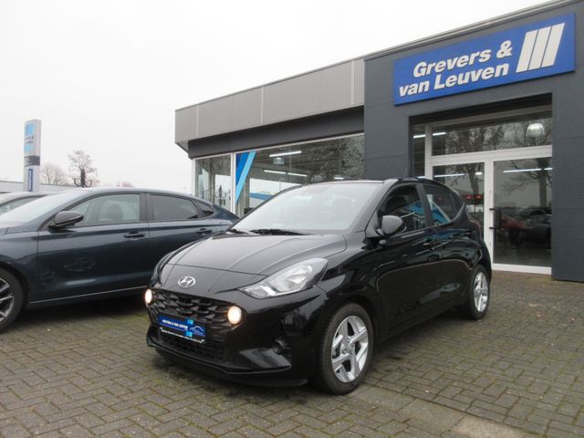 Hyundai i10 1.2 AT TREND+8"-LINK TEMP WINTERP PDC 15"